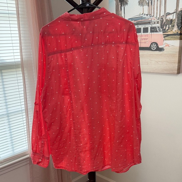 Lightweight Red Button-Up Shirt with Subtle Dot Pattern - Picture 3 of 3